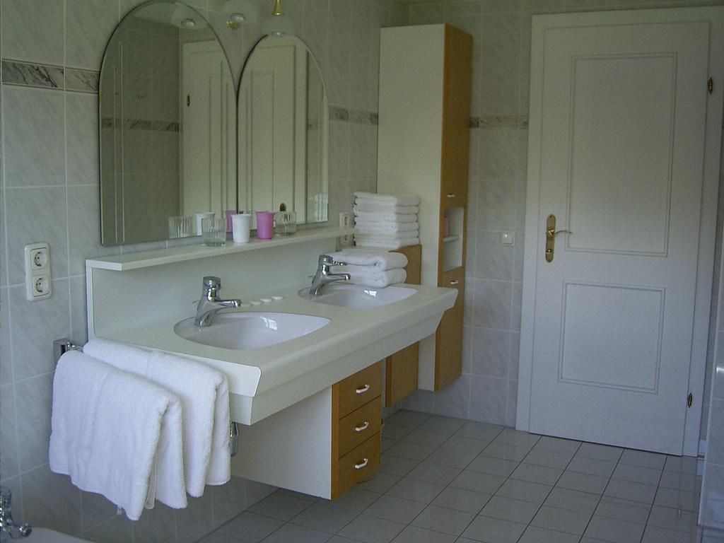 Ferienwohnung Landhaus Maria Velden am Wörthersee Zimmer foto